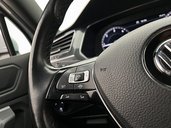 Volkswagen Tiguan Allspace 26 of 30