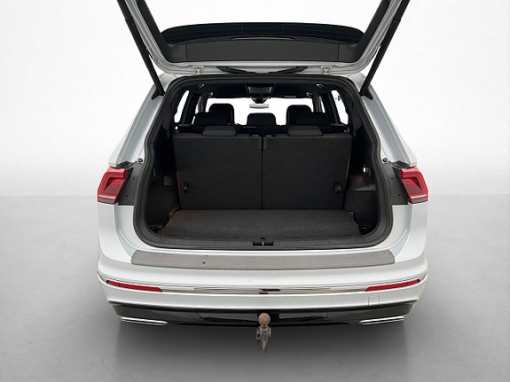 Volkswagen Tiguan Allspace 9 of 30