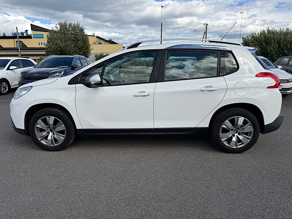 Peugeot 2008 2 of 19