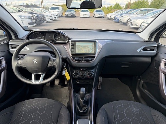 Peugeot 2008 14 of 19