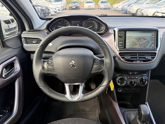 Peugeot 2008 15 of 19