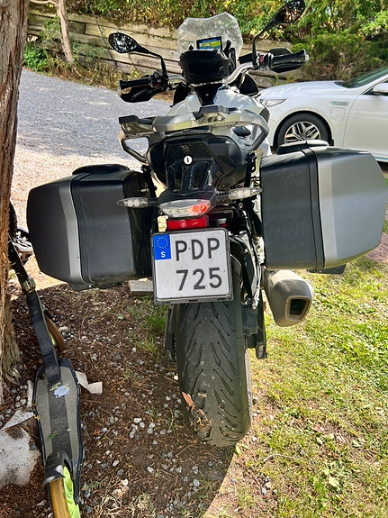 BMW S 1000 XR 3 of 3