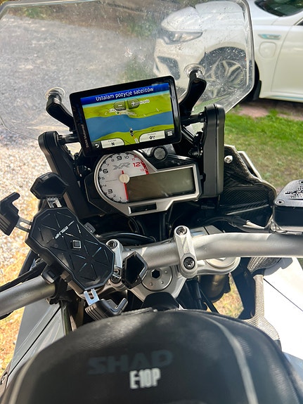 BMW S 1000 XR 2 of 3