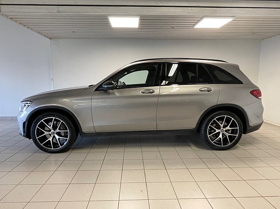 Mercedes-Benz GLC220 d 2 of 5
