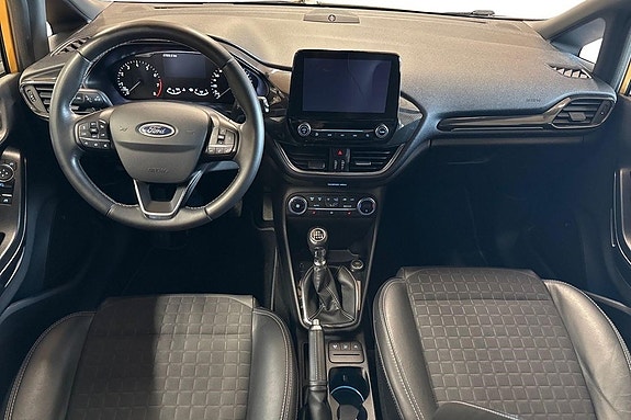 Ford Fiesta 9 of 16