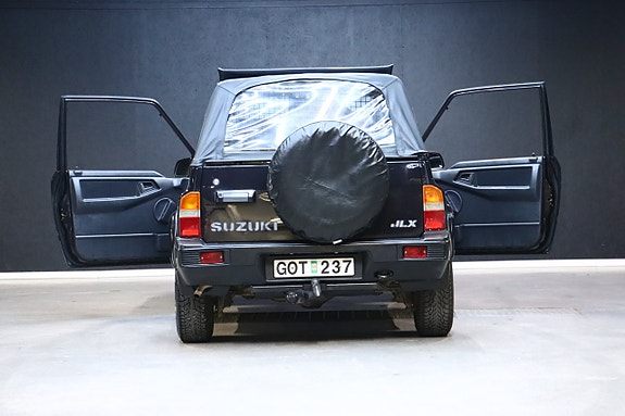 Suzuki Vitara 8 of 22