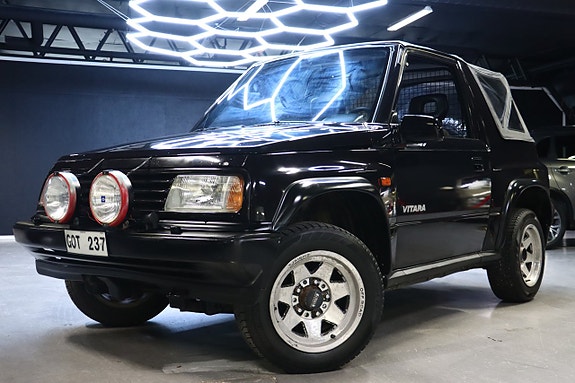 Suzuki Vitara 5 of 22