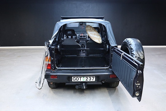 Suzuki Vitara 9 of 22