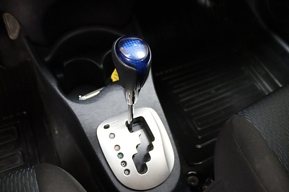 Toyota Yaris 17 of 20