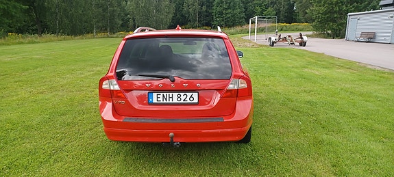 Volvo V70 4 of 7
