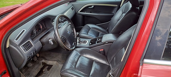 Volvo V70 6 of 7