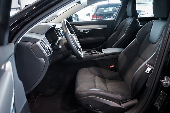 Volvo V90 30 of 30