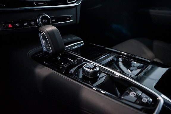 Volvo V90 25 of 30