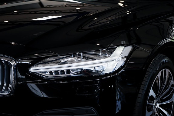 Volvo V90 5 of 30
