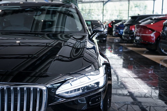 Volvo V90 4 of 30