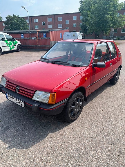 Peugeot 205 6 of 6
