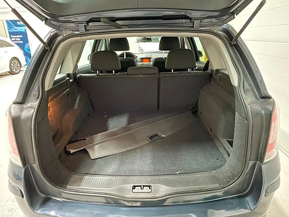 Opel Astra 19 of 27