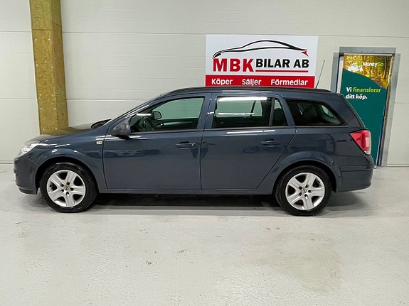 Opel Astra 4 of 27