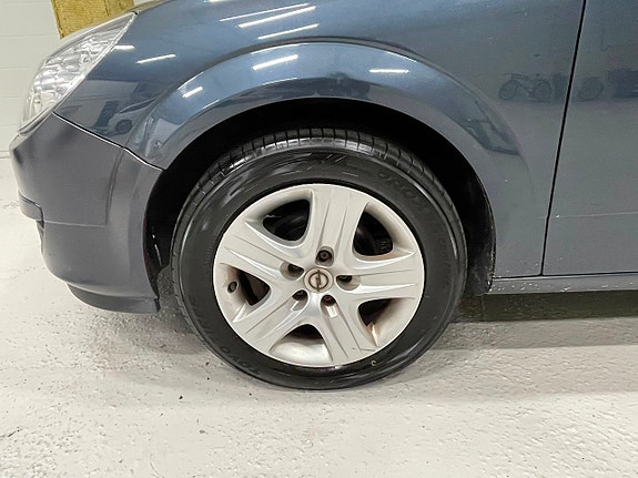 Opel Astra 26 of 27