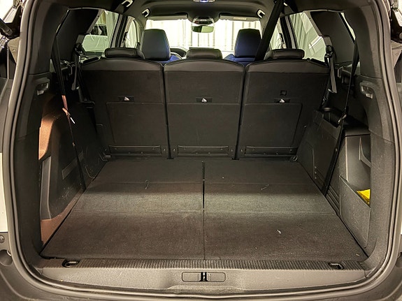 Peugeot 5008 5 of 18