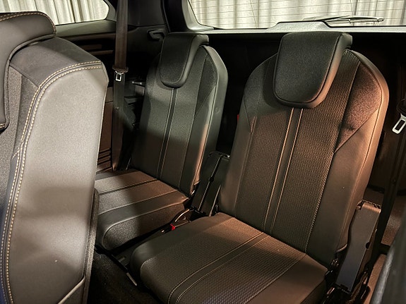 Peugeot 5008 7 of 18