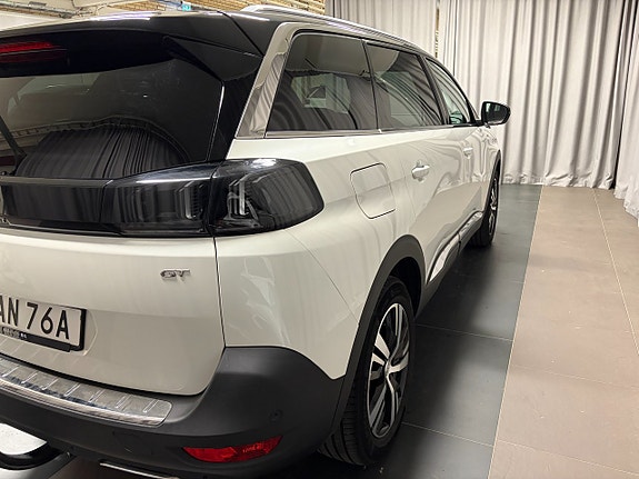 Peugeot 5008 4 of 18