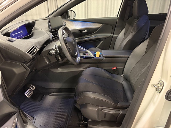 Peugeot 5008 9 of 18