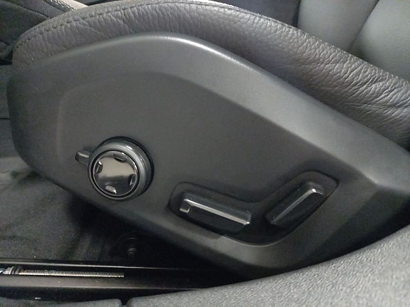 Volvo V60 12 of 15
