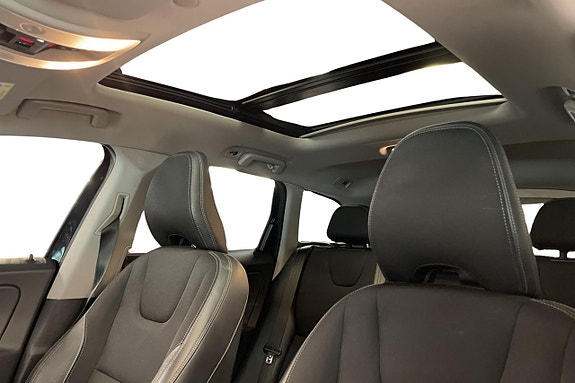 Volvo XC60 28 of 30