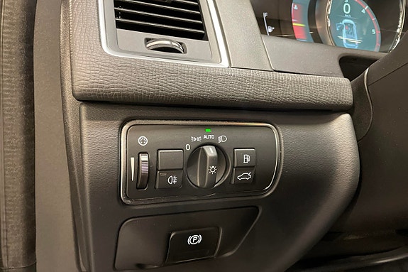 Volvo XC60 26 of 30