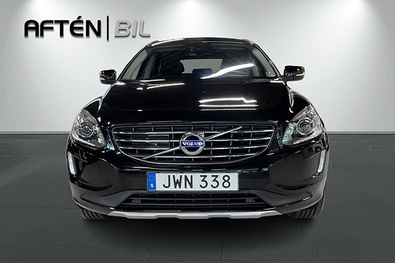 Volvo XC60 3 of 30