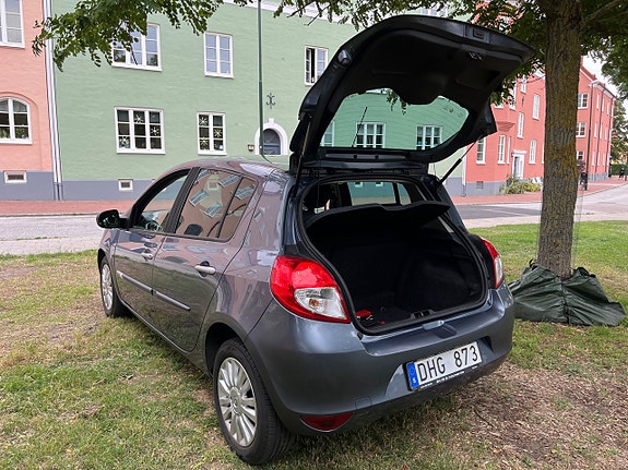Renault Clio 5 of 15