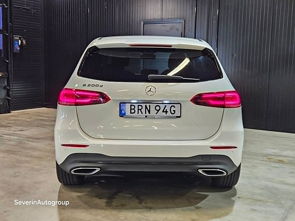 Mercedes-Benz B200 d 5 of 24
