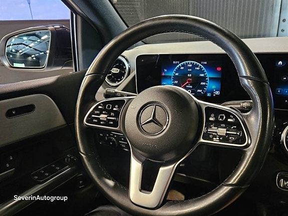 Mercedes-Benz B200 d 10 of 24