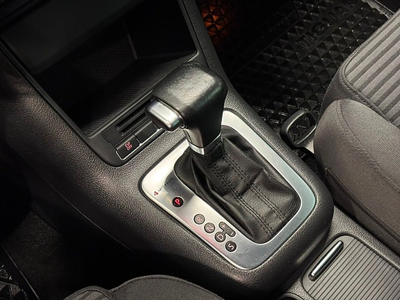Volkswagen Tiguan 17 of 24