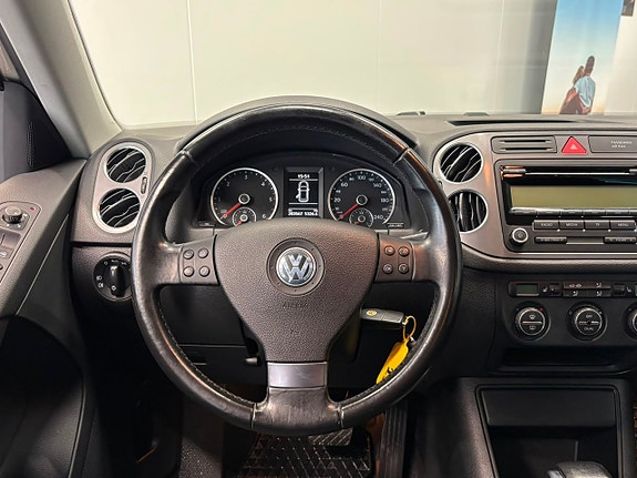 Volkswagen Tiguan 13 of 24
