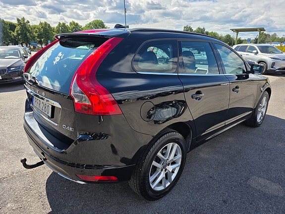 Volvo XC60 4 of 13