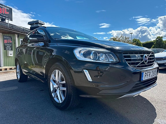 Volvo XC60 5 of 13
