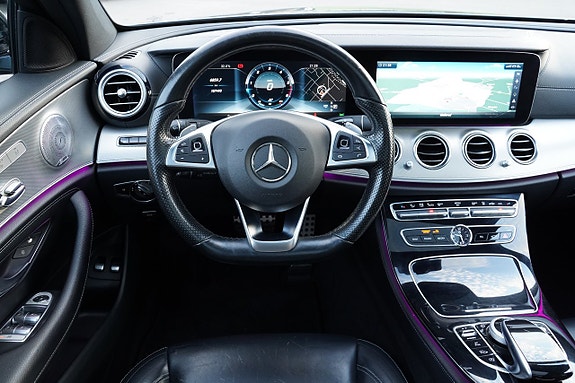 Mercedes-Benz E350 13 of 27