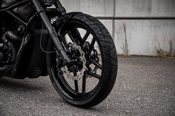 Harley-Davidson VRSCF Nightrod OPM 360 Custom V-Rod 19 of 30