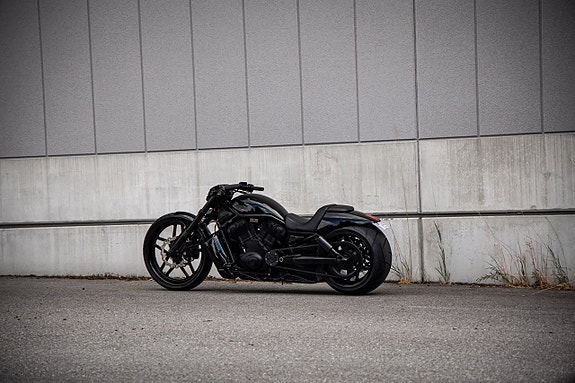 Harley-Davidson VRSCF Nightrod OPM 360 Custom V-Rod 30 of 30