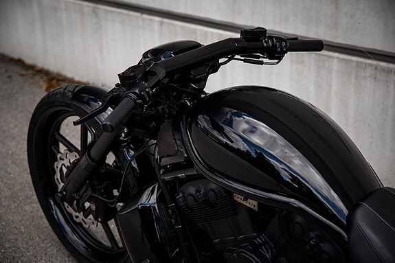 Harley-Davidson VRSCF Nightrod OPM 360 Custom V-Rod 29 of 30