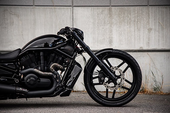 Harley-Davidson VRSCF Nightrod OPM 360 Custom V-Rod 5 of 30