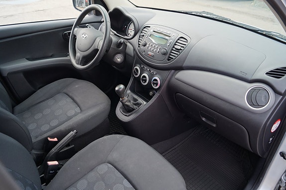 Hyundai i10 21 of 25