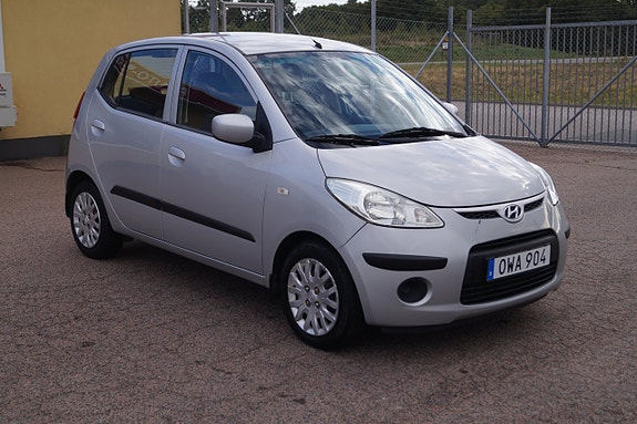 Hyundai i10 3 of 25