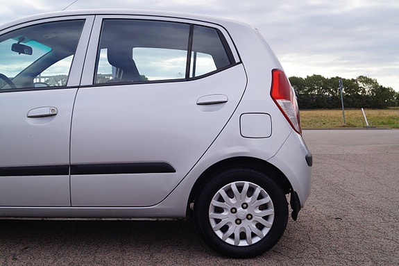 Hyundai i10 13 of 25