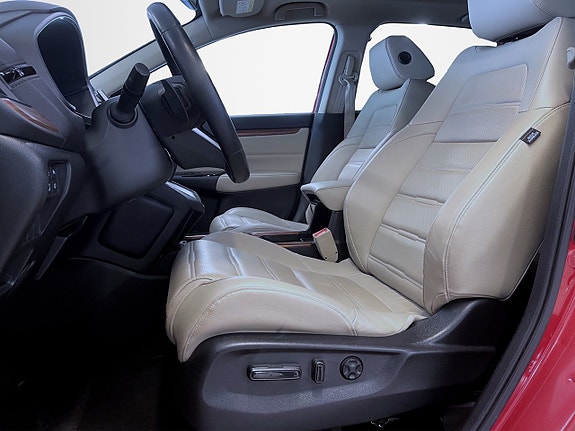 Honda CR-V 7 of 17