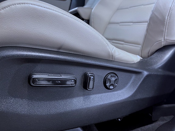 Honda CR-V 8 of 17