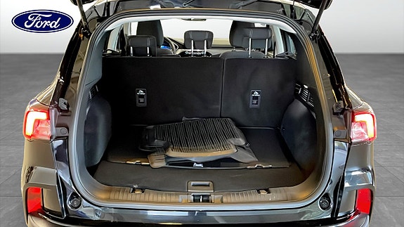 Ford Kuga 10 of 13