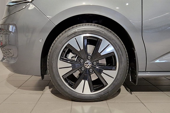 Volkswagen Multivan 3 of 20